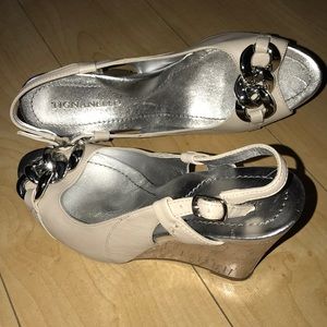 Tignanello Leather Peep-toe Slingback Wedge